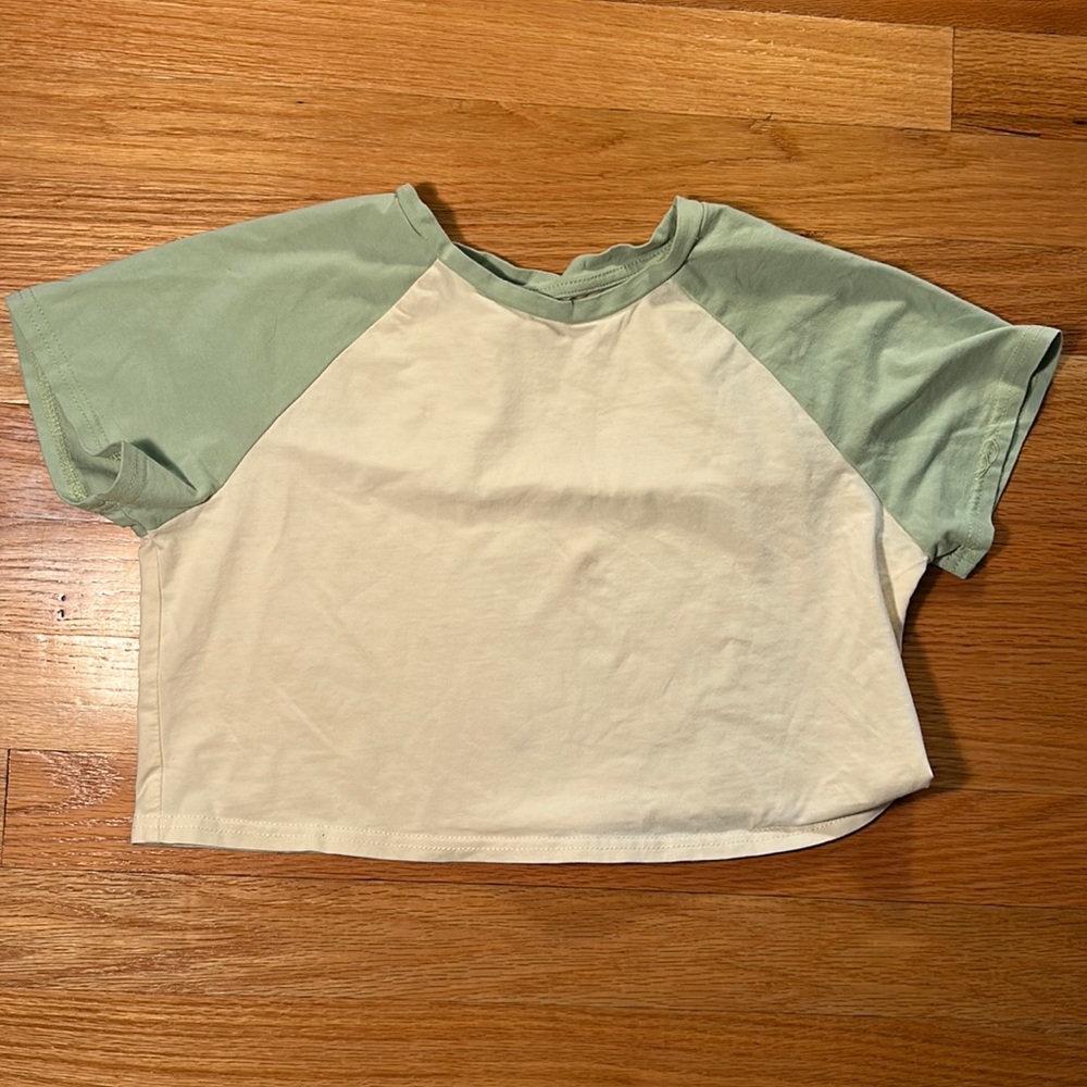 teal crop top